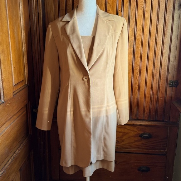DBY LTD 2 Piece Dress and Jacket Set Size 9/10 Beige colored Business Attire - Picture 1 of 14